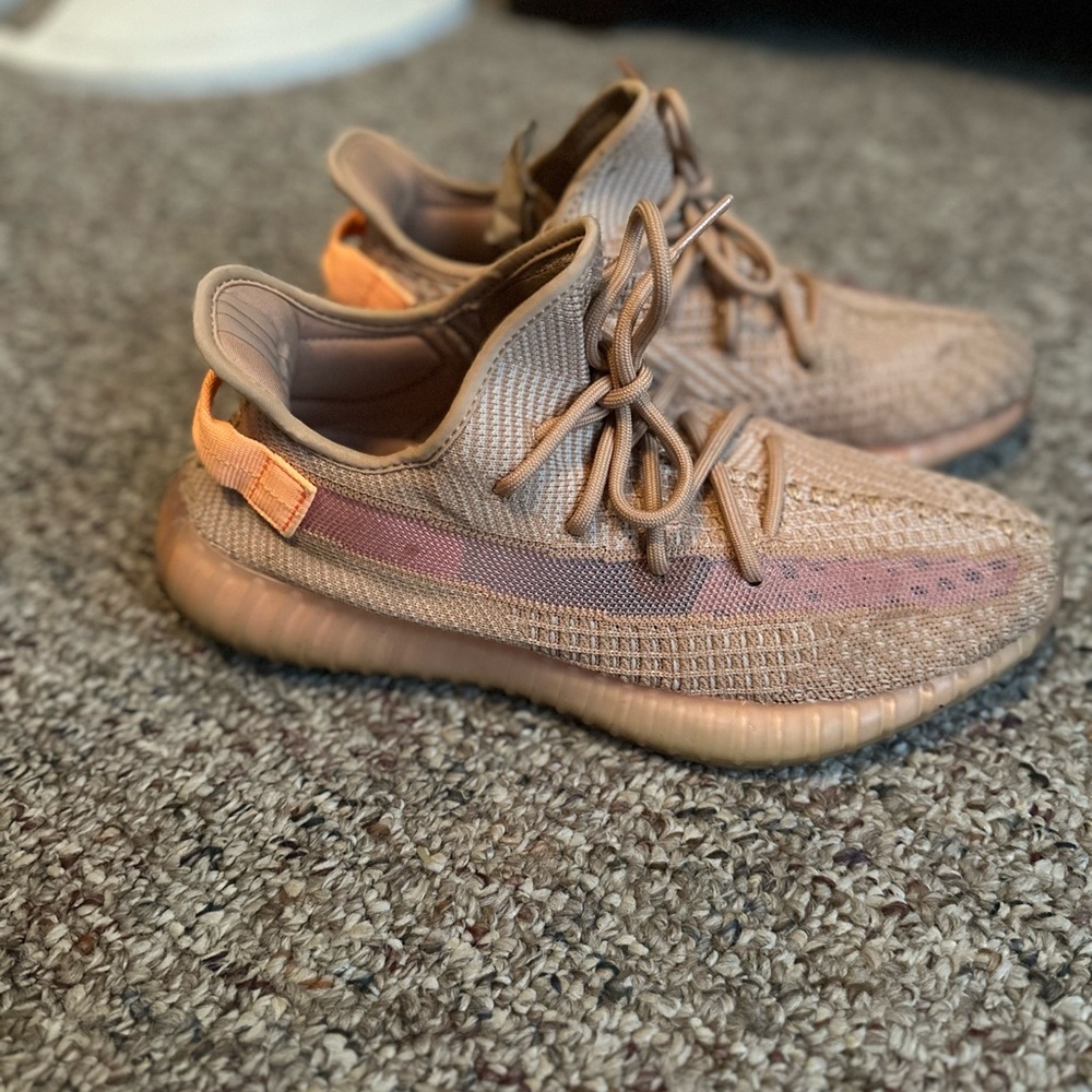 Yeezy boost v2 clay